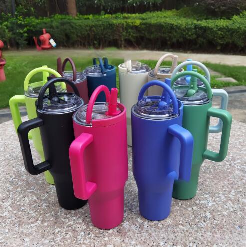 Insulated Tumbler with Handle