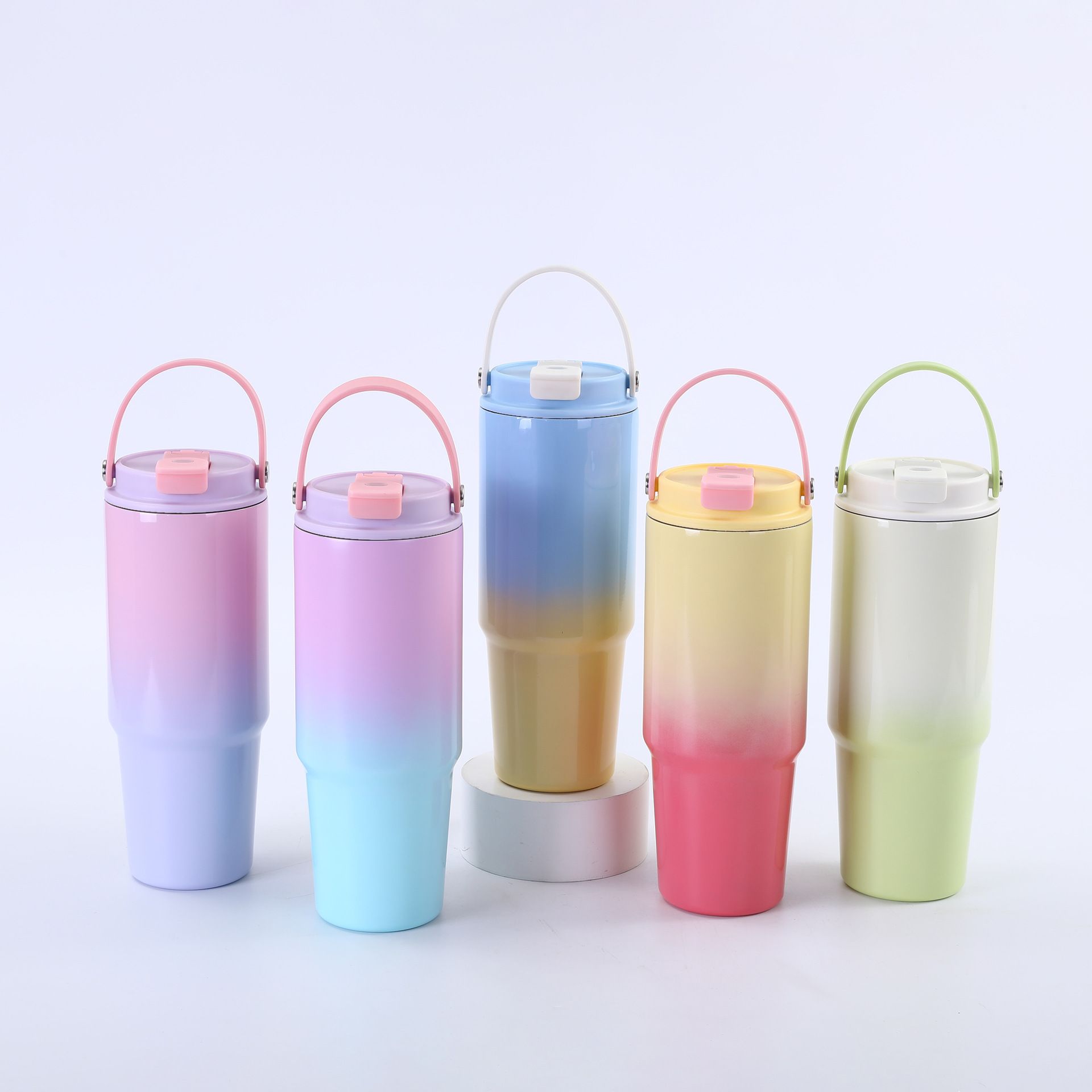 Travel mug 30oz with handle and straw